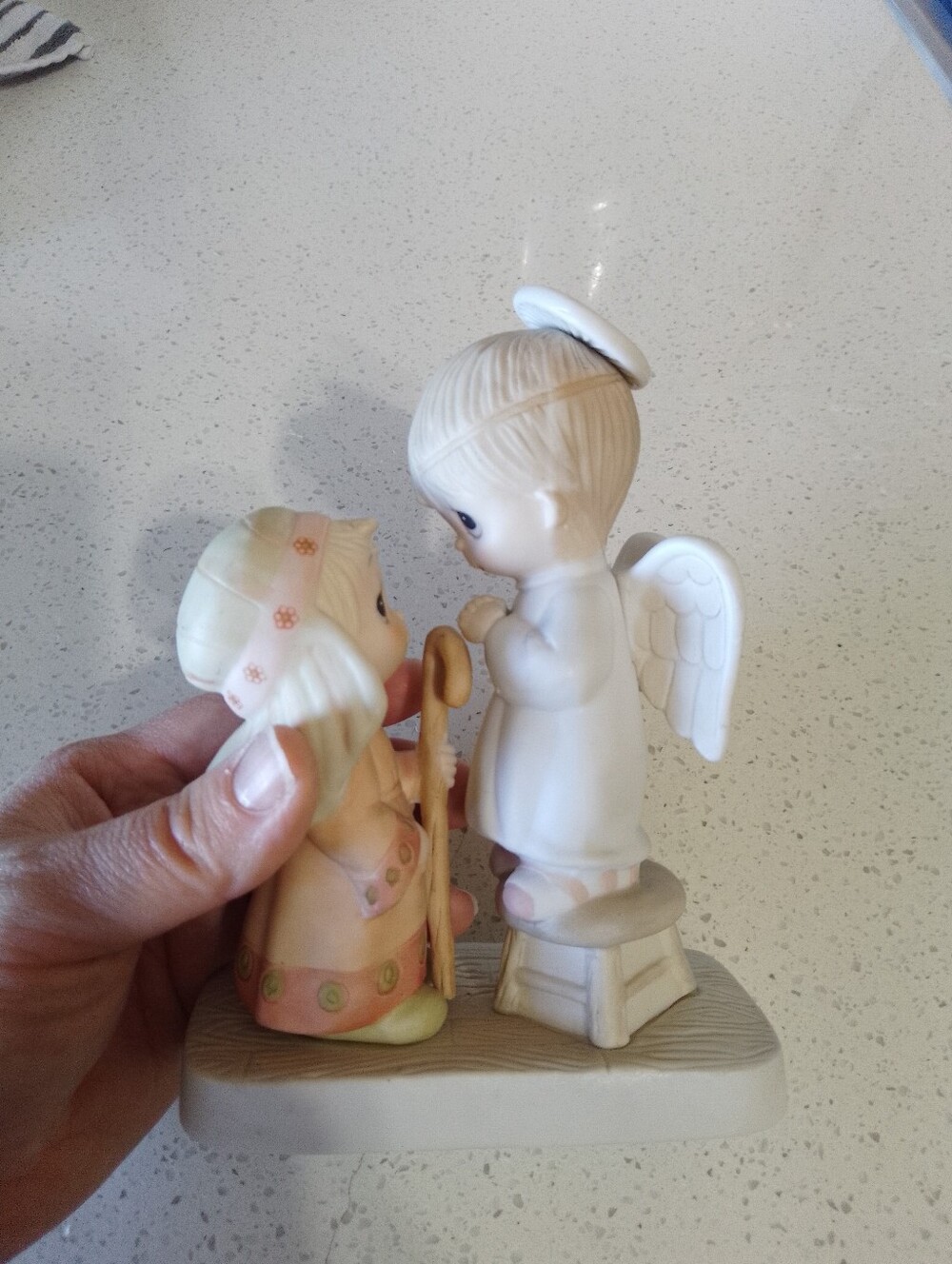 Jonathan And David Jesus Is Born Precious Moments Figurine Collectible